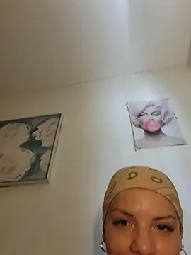 RicaSuave_69's Webcam Show