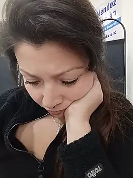Chat +18 de SARA_21- ao vivo