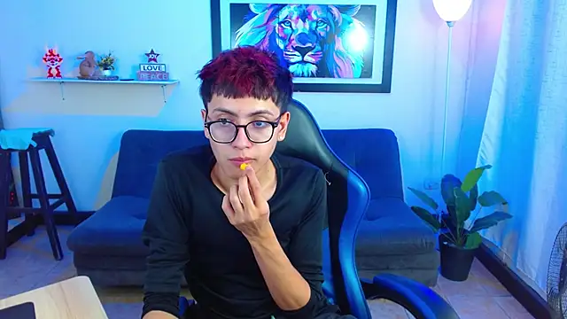 Show de alexcum_18 na webcam