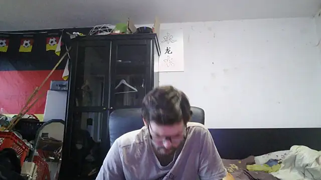 Die-geile-Sau Show in webcam