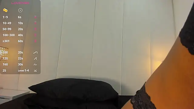 Evaa_Martinez élő XXX-chatje