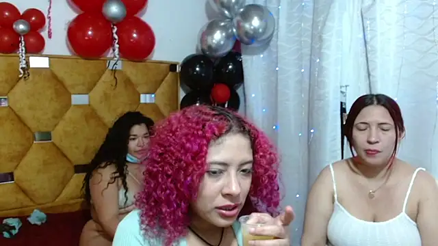 LITTLEJULES Adlı Modelin Canlı XXX Sohbeti