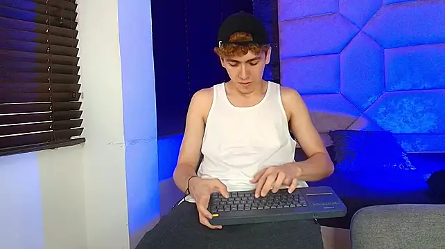 Tyler_Mcrey Live XXX Chat