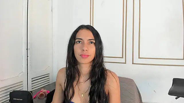 emily_gaviria1 Live XXX Chat