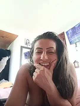 maynor_1998 élő XXX-chatje