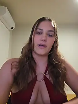 Chatroom XXX en direct de MiaRides19
