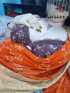 Indian_Coupl3 Show in webcam