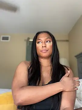 CandyLuxxxx 网络视讯表演