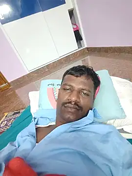 Paramkeerthi 라이브 XXX 채팅