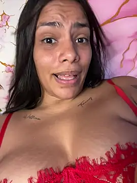 ArielleMillerr- Chat XXX in diretta