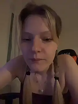 MaryHiggins' Live XXX Chat
