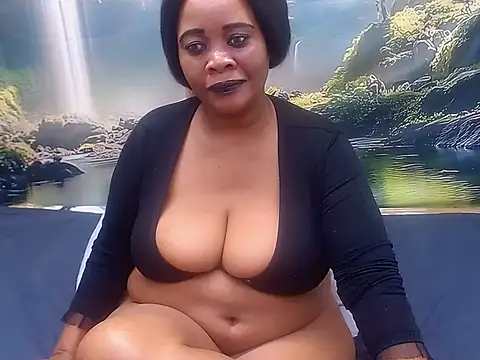 BLACKMILF4U 现场XXX聊天