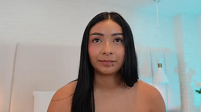 MeganCruzGB live XXX chat