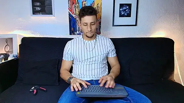 SR_EMILIOCUM Webcam show
