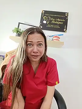 _Dentist-Madisson_04 Adlı Modelin Web Kamerası Şovu