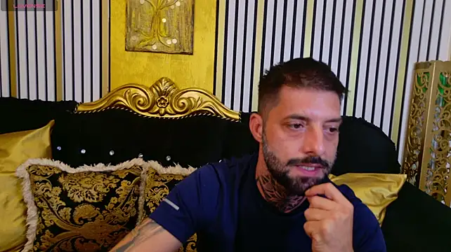 TommyDum élő XXX-chatje