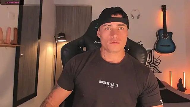 connorsmiith: α πευθείας συνομιλία ΧΧΧ