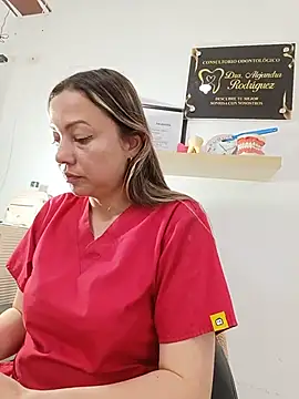 _Dentist-Madisson_04 Show in webcam