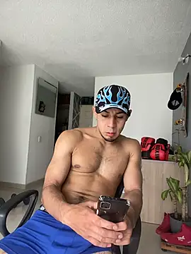 Taylor_DiamondBoy: απευθείας συνομιλία ΧΧΧ