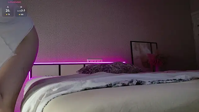 Hey_Kris XXX чат на живо