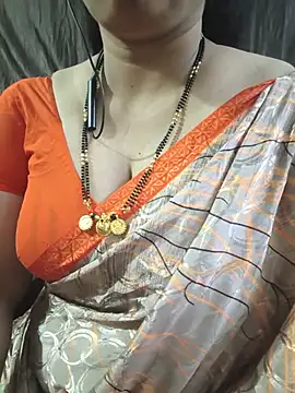 bhuvana_555's Webcam Show