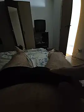 GoldenBoyzz99 Webcam Show