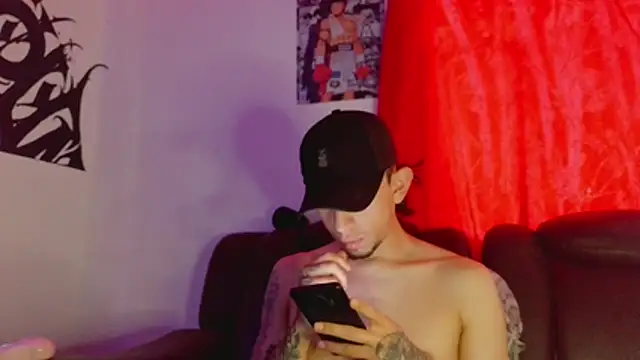 Chris__Jones' Live XXX Chat