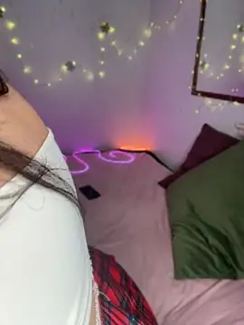 XXX chat uživo modela Mizztikaa