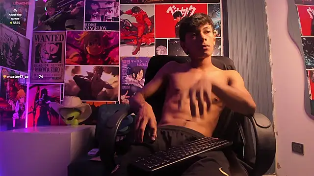 Im_Kael_ Chat XXX in diretta