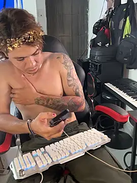 AngelLatinBoy ওয়েবক্যাম শো