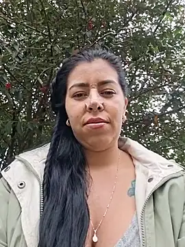 Luianna Adlı Modelin Canlı XXX Sohbeti