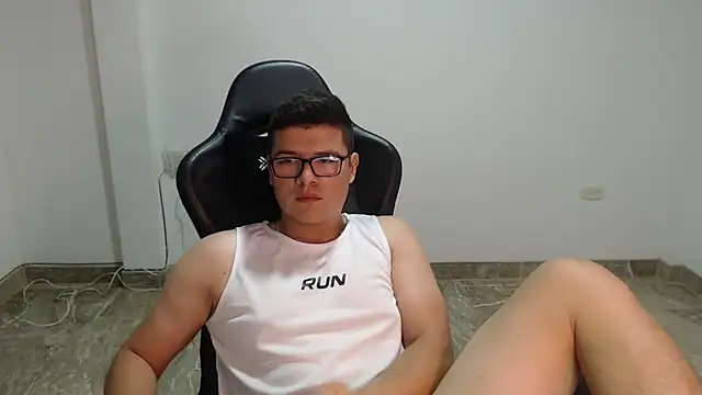 Plug_Control's Webcam Show