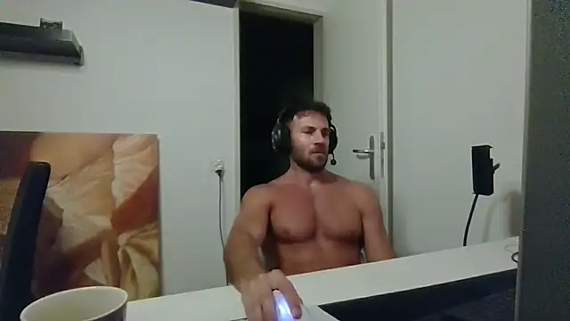 Chat XXX en directo de alpha-hunk