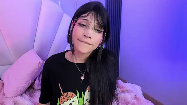 AliiceWonderland_ Adlı Modelin Web Kamerası Şovu