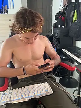 โชว์เว็บแคมของ AngelLatinBoy