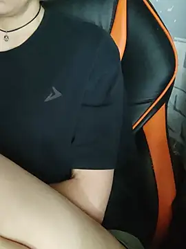 แชท XXX สดของ Aashikalaa