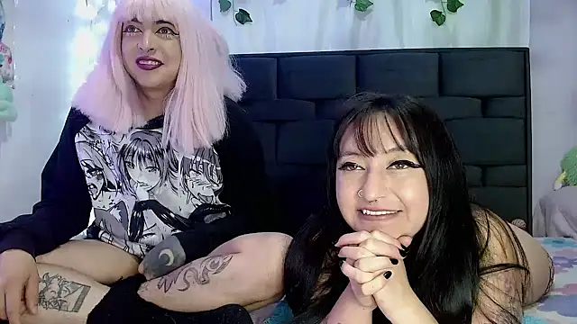 Show modela the_lesbian_game na web-kameri