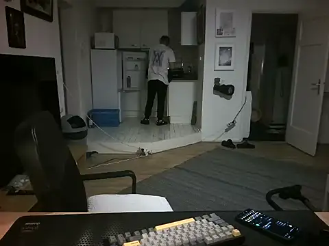 mihaimichael's Live XXX Chat