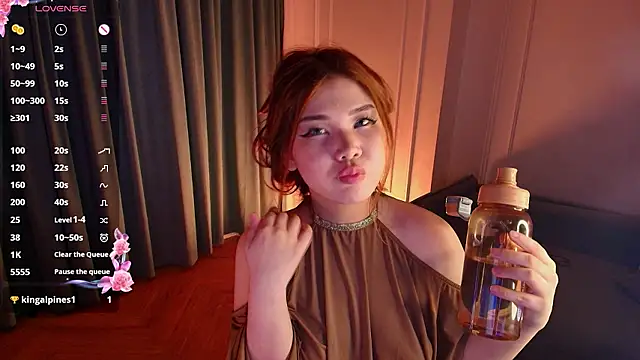 XXX chat uživo modela Aiko_mainee