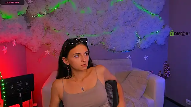 caroline_honeyy Live XXX Chat