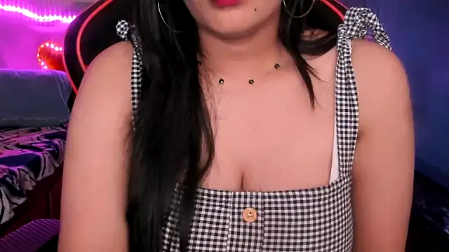 Chat XXX en directo de Indian_tickly