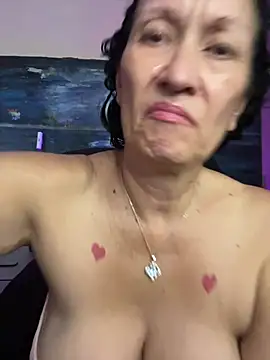 צ'אט XXX בשידור חי של TheDime