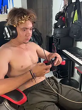 AngelLatinBoy Шоу с уебкамера