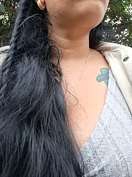 Luianna Adlı Modelin Web Kamerası Şovu