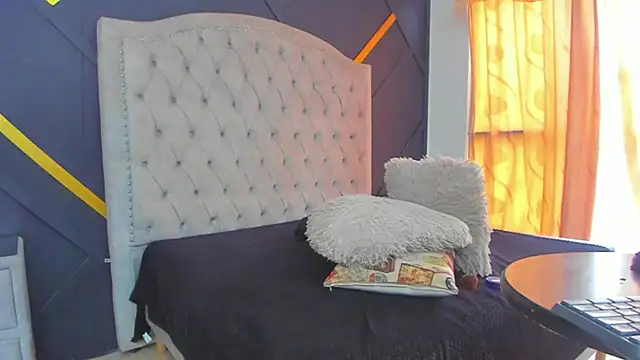 Chat XXX ao vivo de LicyEvans1