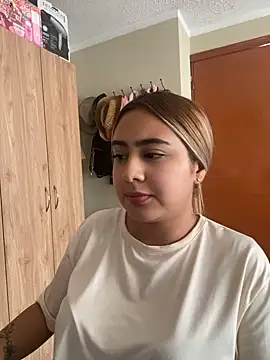 Miabonnett_ Live XXX-chat