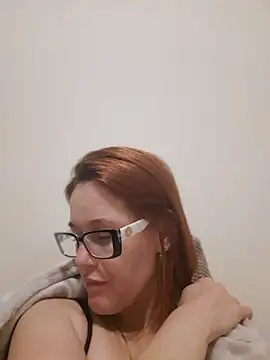 LanaOlbenst Adlı Modelin Canlı XXX Sohbeti