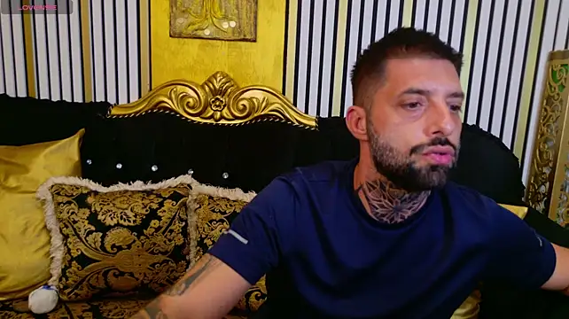 TommyDum live XXX chat
