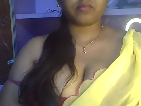 Show Webcam de Tamil_Kuttyma