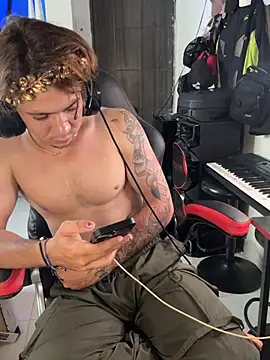 Show webcam de AngelLatinBoy